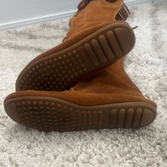 Minnetonka Tall Moccasins - Picture 2 of 3